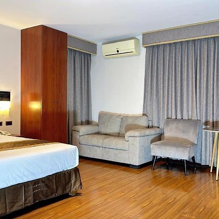 Serenzza Hotel ليما المظهر الخارجي الصورة
